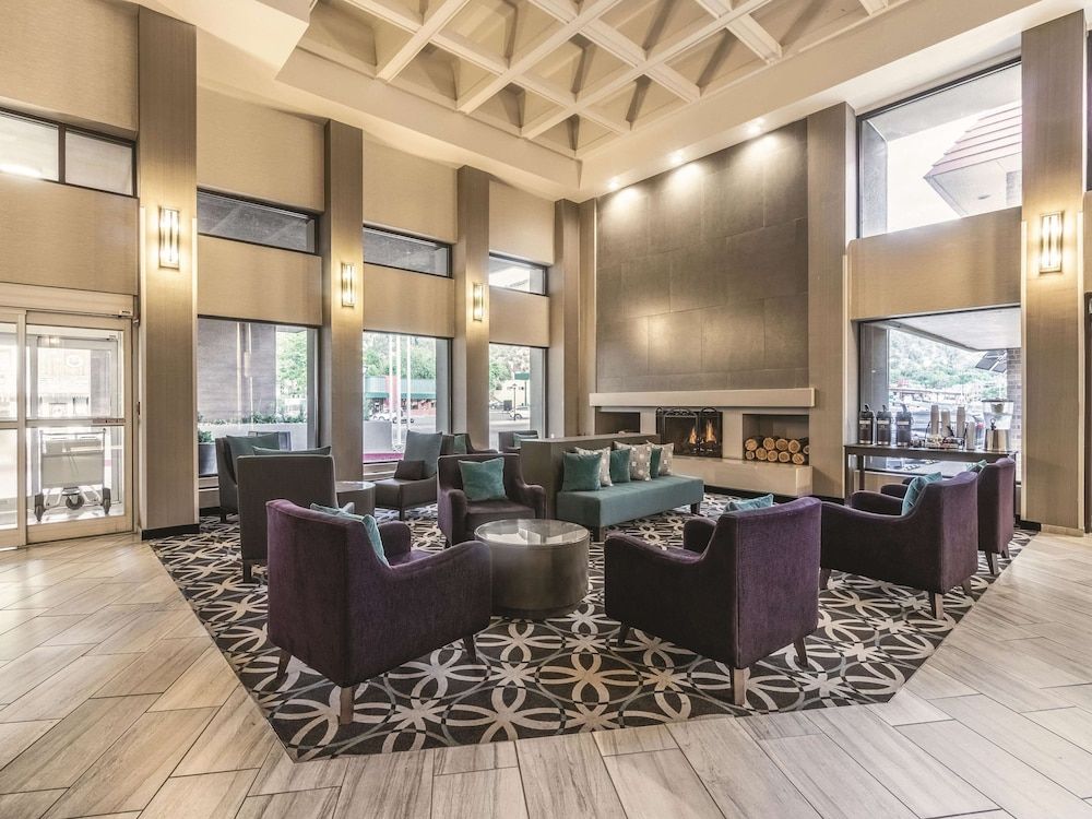 La Quinta Inn & Suites by Wyndham Glenwood Springs 3