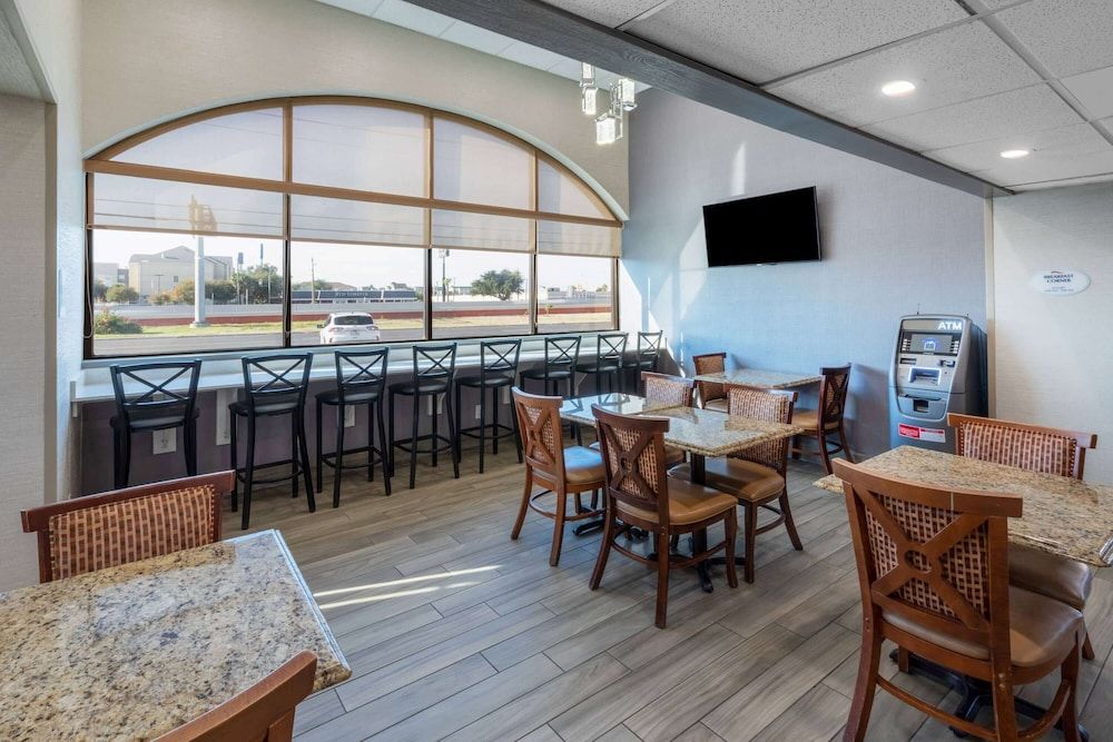 Baymont by Wyndham McAllen/Pharr 2