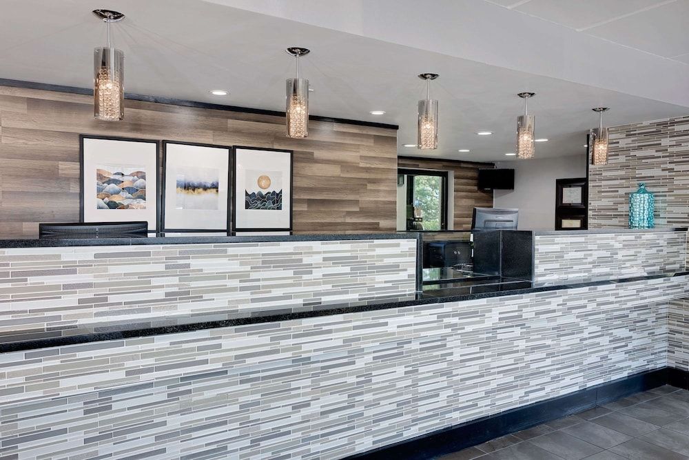 Travelodge by Wyndham College Park 3