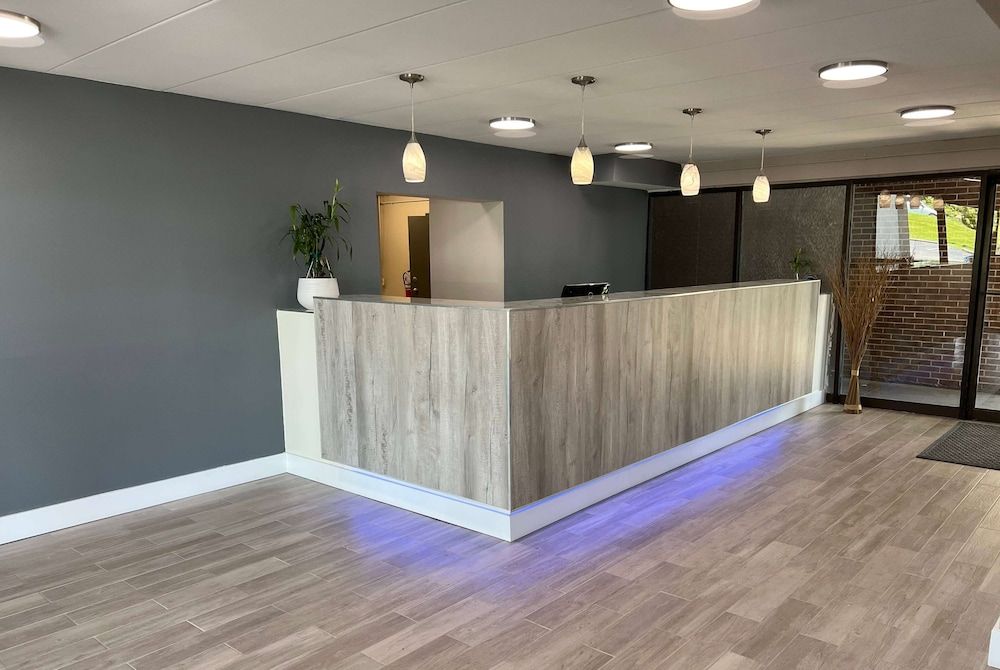 Days Inn by Wyndham Cincinnati East 3