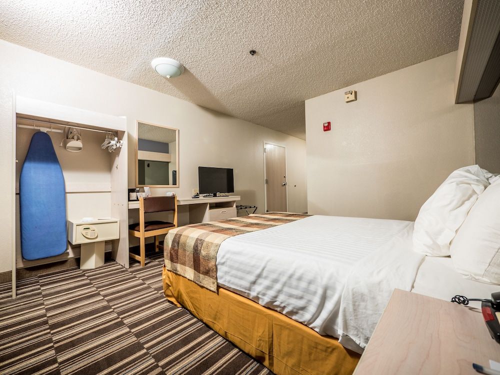 Microtel Inn & Suites by Wyndham Palm Coast I-95 3