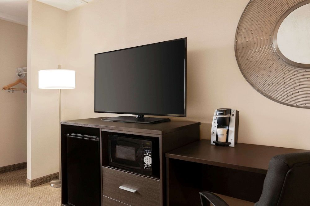 Days Inn by Wyndham Airport/Maine Mall 3