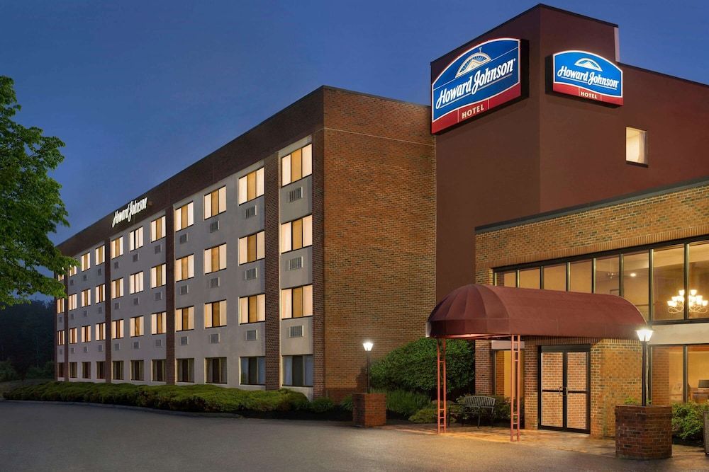 Howard Johnson Hotel by Wyndham South Portland