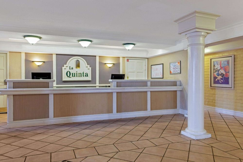 La Quinta Inn Tampa Bay Pinellas Park Clearwater 2