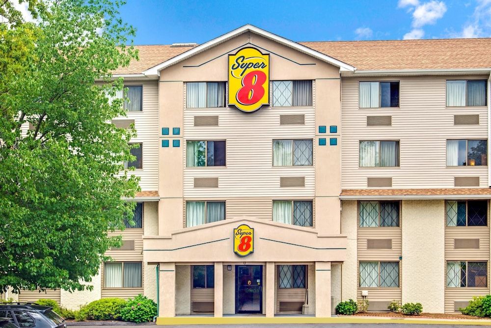Super 8 by Wyndham Stamford/New York City Area 2 estrelas em Stamford