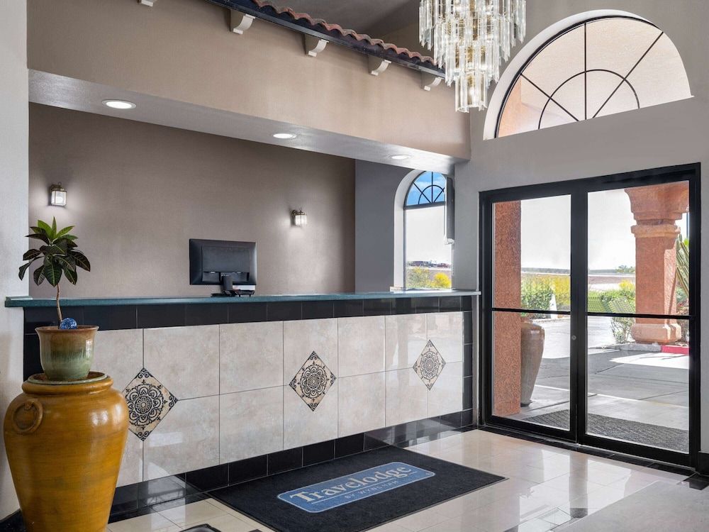 Travelodge by Wyndham Tucson AZ 2