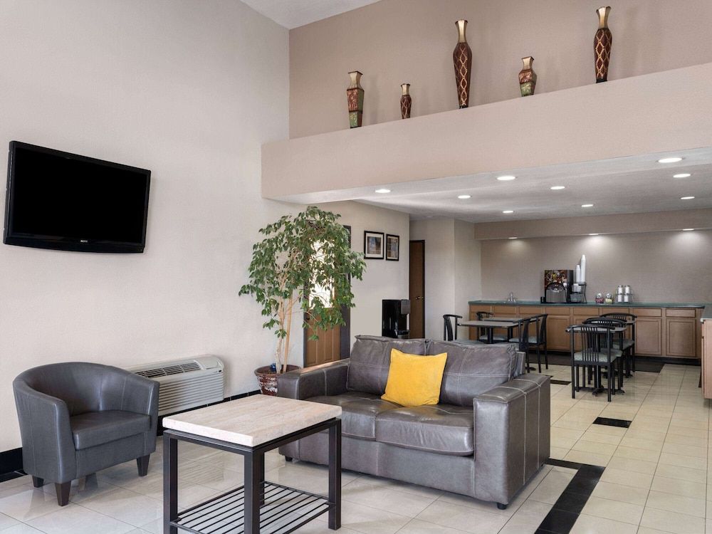 Travelodge by Wyndham Tucson AZ 3