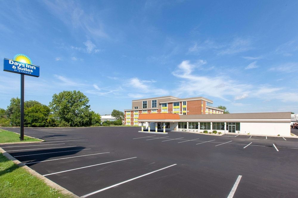 Days Inn & Suites Grand Rapids Near Downtown 2 étoiles à Grand Rapids