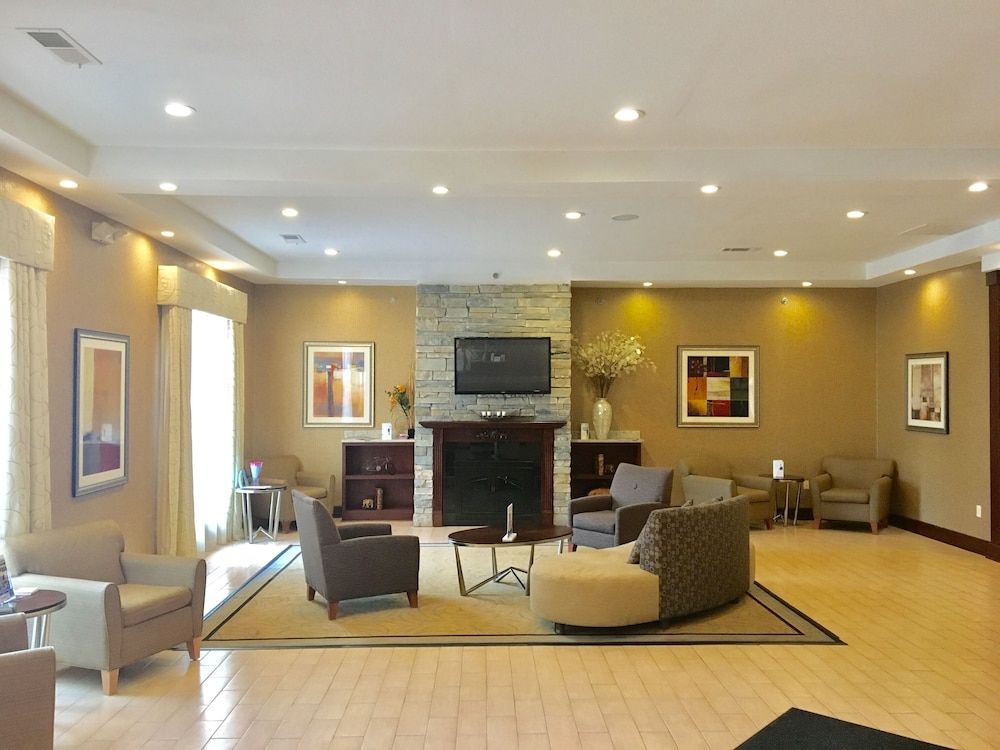 Wyndham Garden Grand Rapids Airport 2