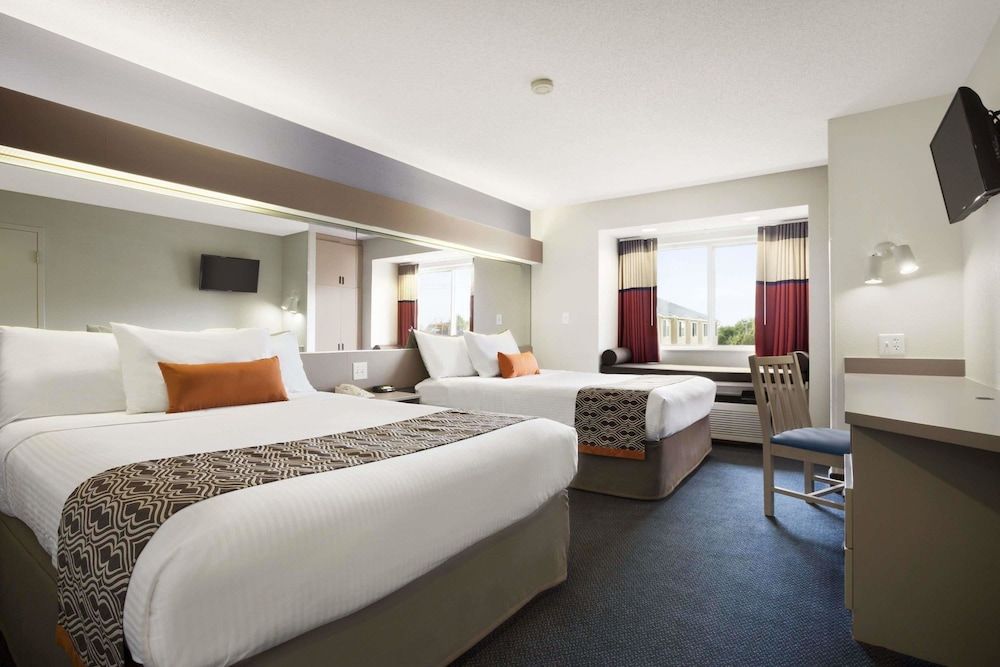 Microtel Inn by Wyndham Louisville East 2 estrellas en Louisville