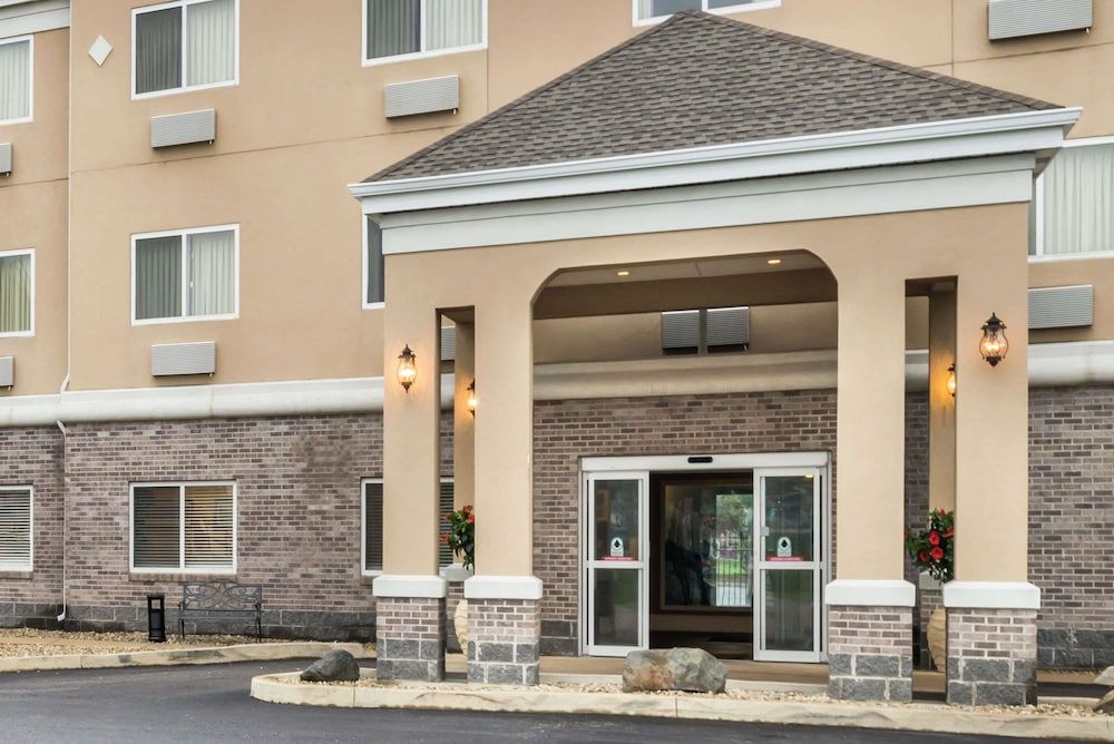 Baymont by Wyndham Indianapolis Northeast 1
