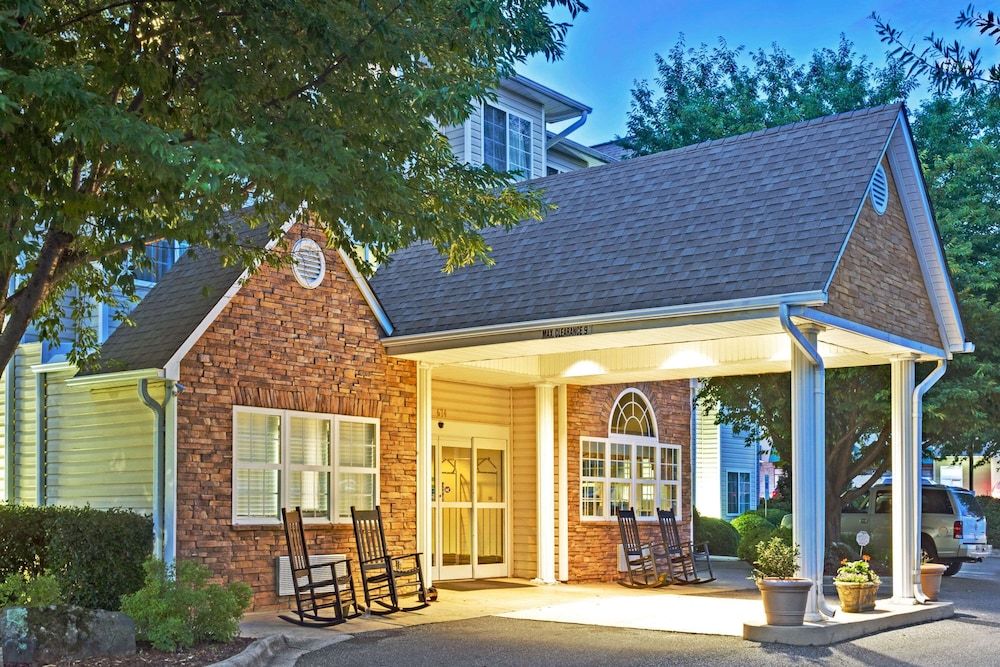 Microtel Inn & Suites by Wyndham Cherokee 2 estrelas em Cherokee