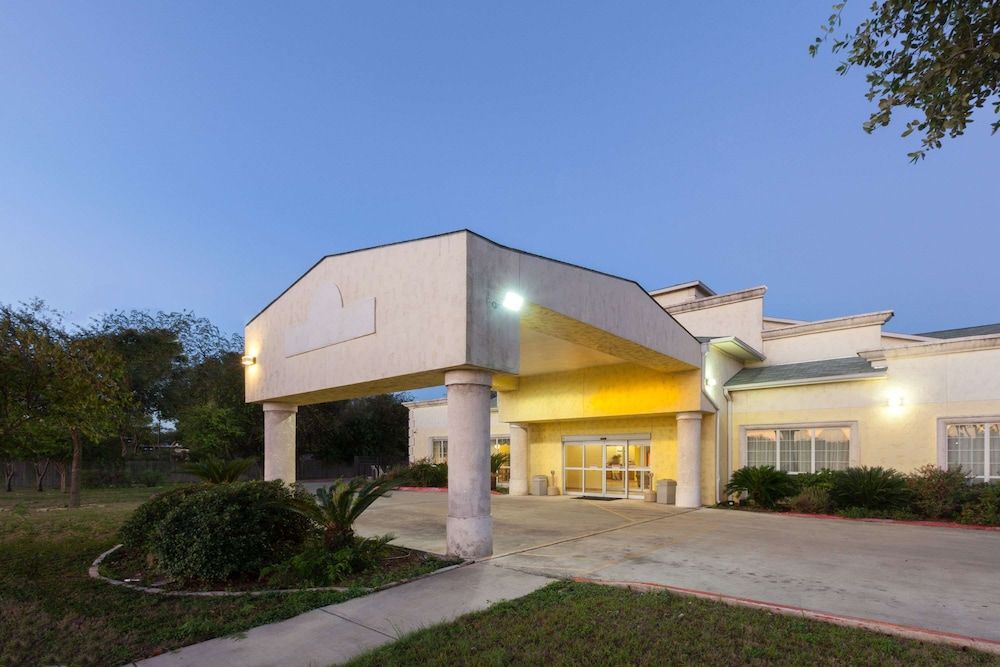 Days Inn by Wyndham San Antonio at Palo Alto -1 estrellas en San Antonio