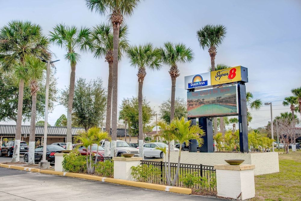 Super 8 by Wyndham St. Petersburg 2 étoiles à Saint-Pétersbourg