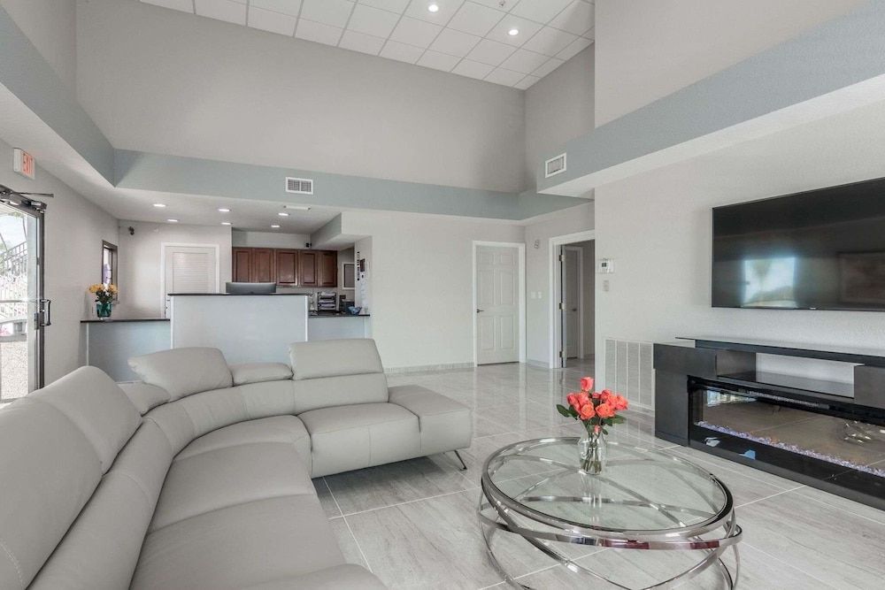 Baymont Inn & Suites Punta Gorda/Port Charlotte 3