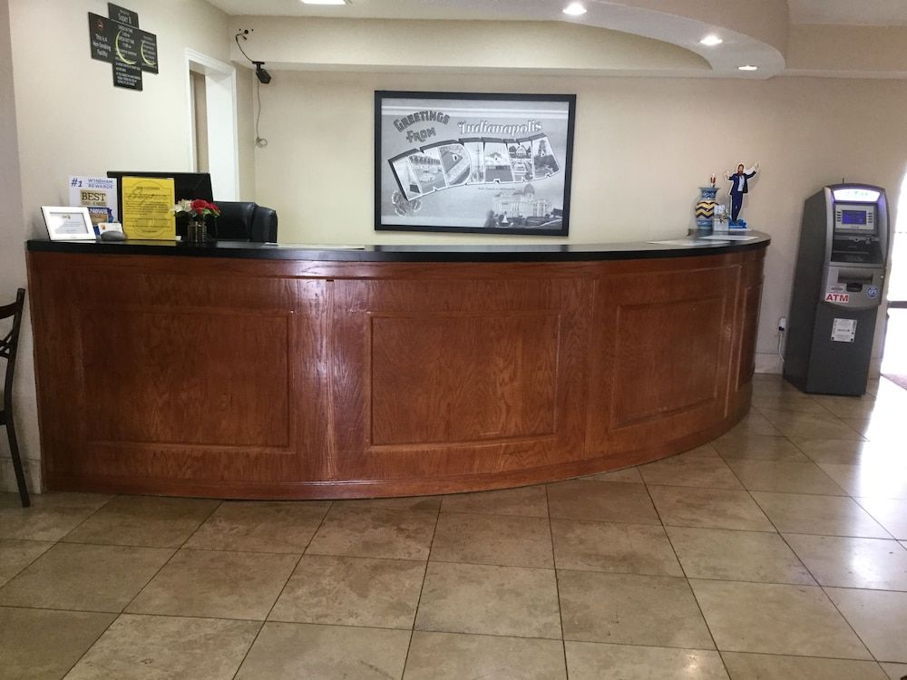 Super 8 by Wyndham Indianapolis/Emerson Ave 3