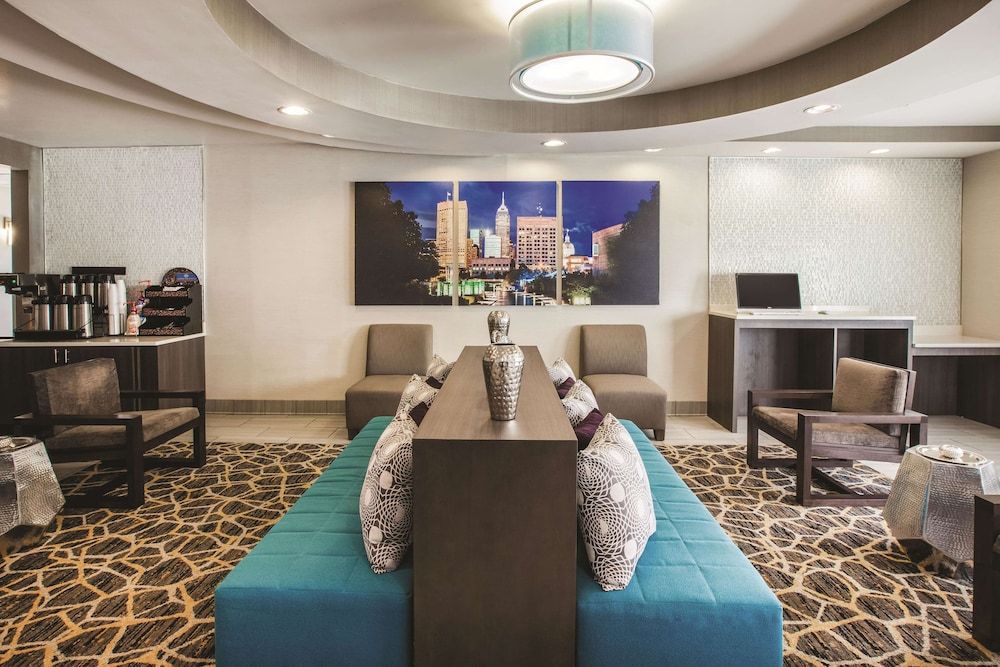 La Quinta Inn by Wyndham Indianapolis North at Pyramids 2