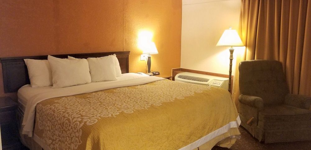 Days Inn by Wyndham Ann Arbor