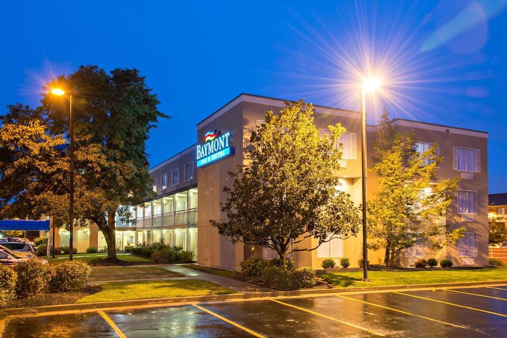 Baymont by Wyndham Louisville East 2 estrellas en Louisville