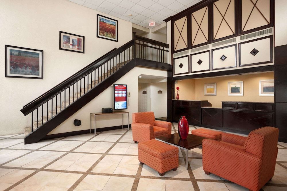Ramada by Wyndham Newark/Wilmington 3