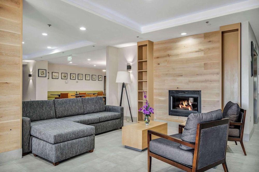 Country Inn & Suites by Radisson, Oklahoma City at Northwest Expressway, OK 3
