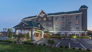 Country Inn & Suites, St. Petersburg -