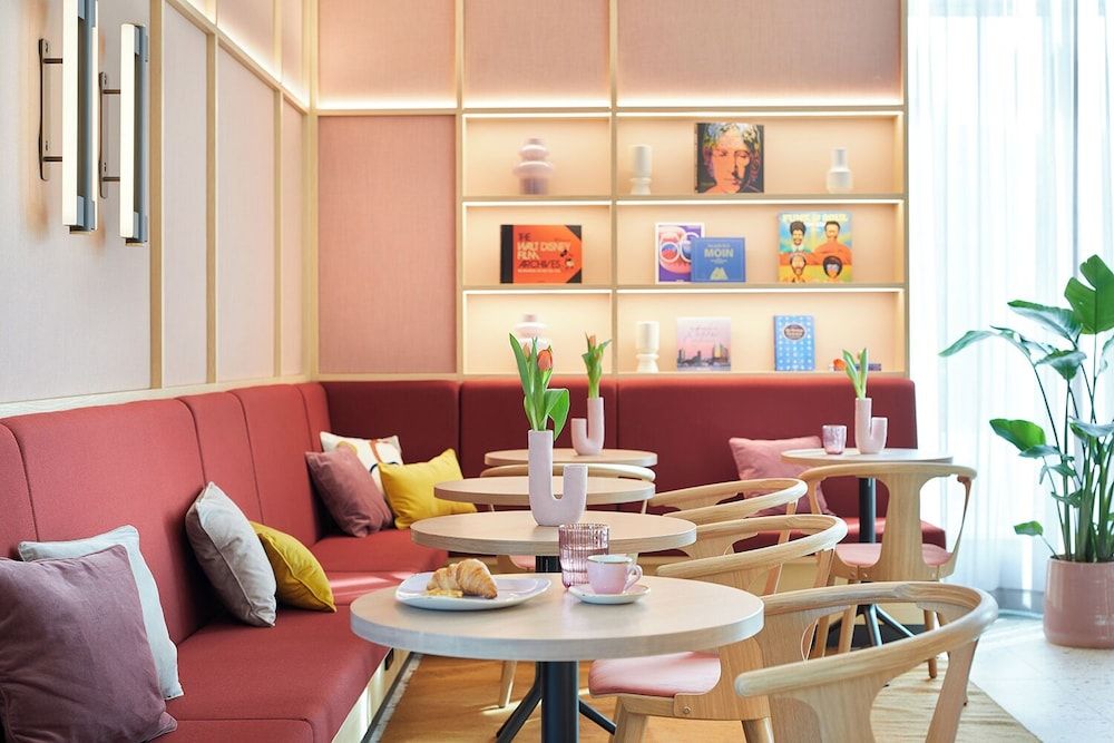 Novotel Hamburg Central Station 3