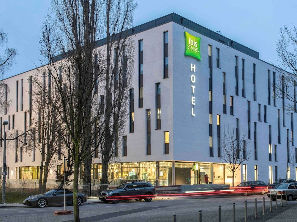 ibis Styles Stuttgart Vaihingen 1