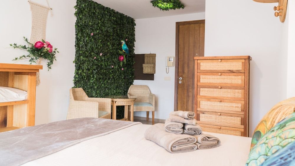 Banana Beach Patacona 3