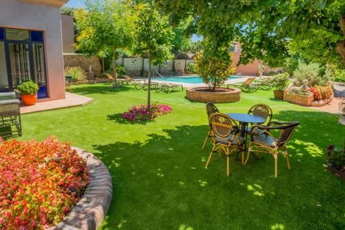 Apartaments Suites Sant Jordi 2