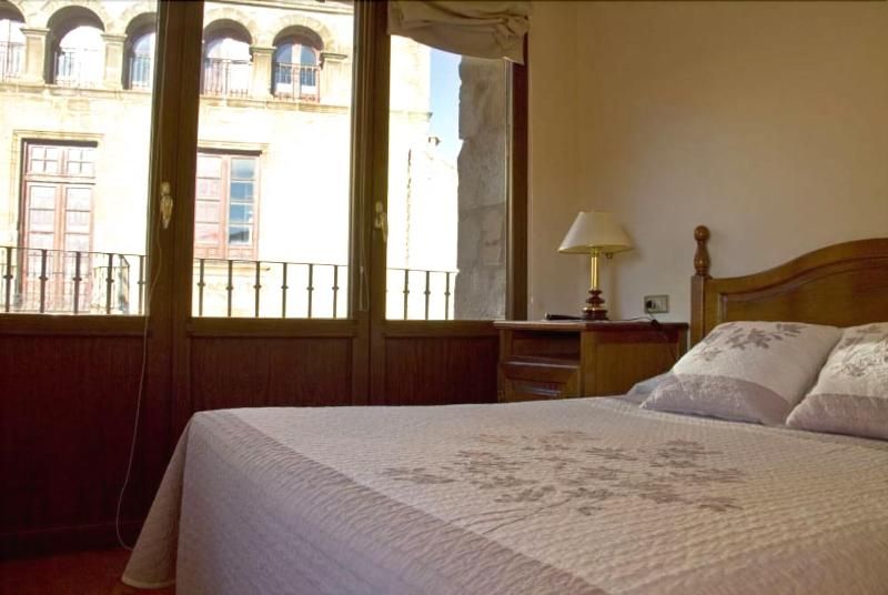 Hostal Las Coronas 3