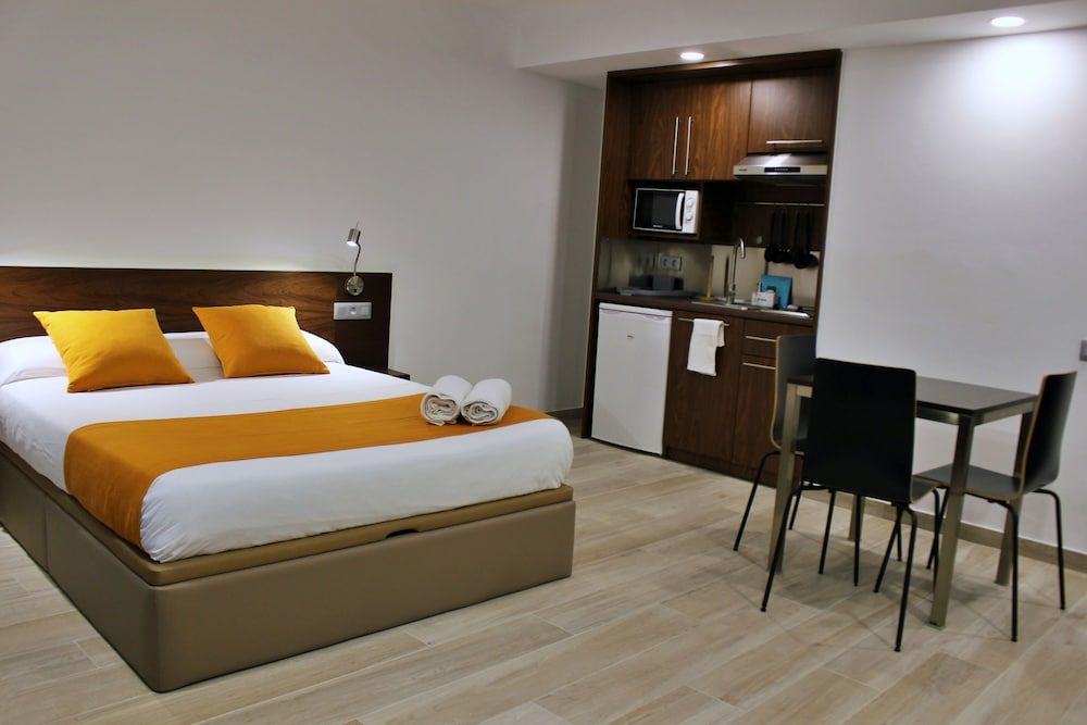 Apartahotel Centric 1