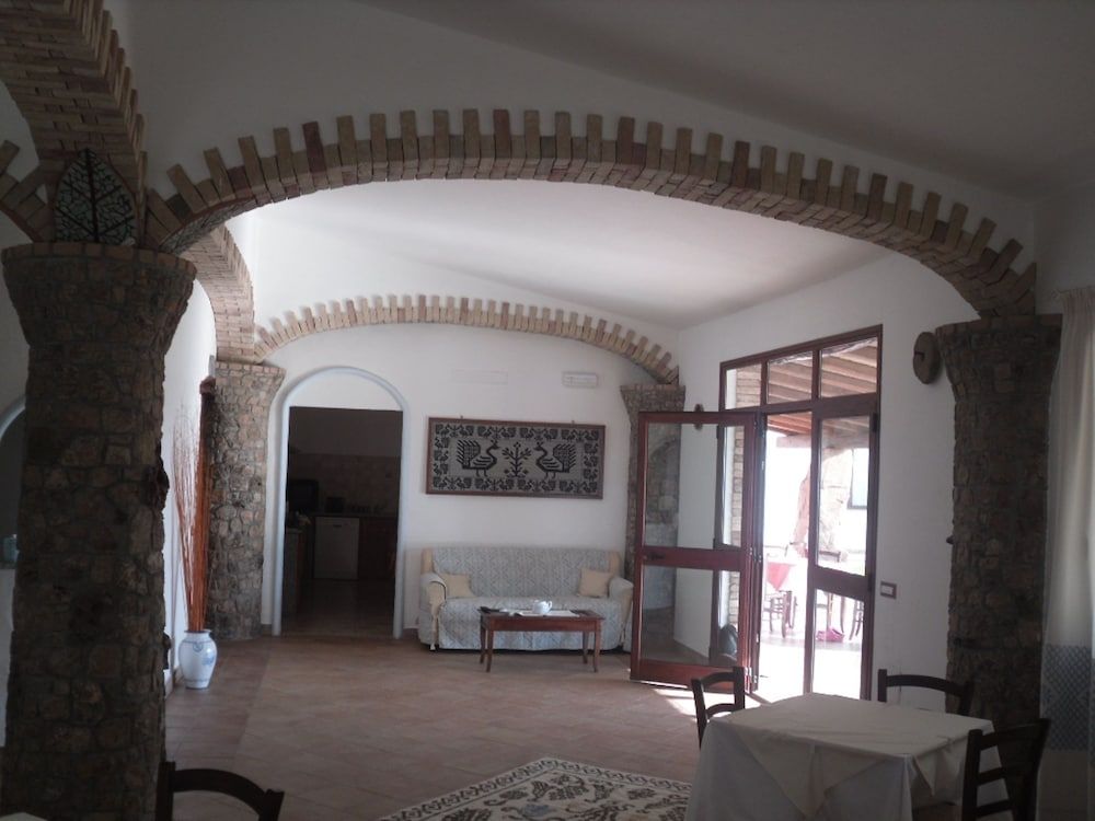 Agriturismo Irghitula 3