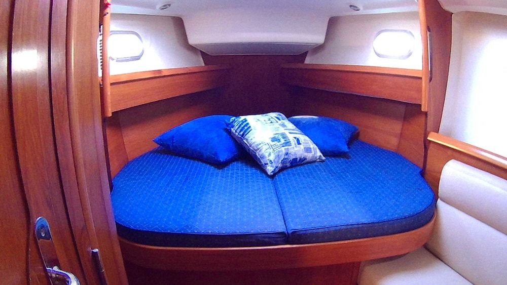 Scugnizza Smeralda 1