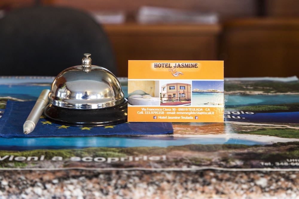 Hotel Jasmine 3 estrelas em Teulada