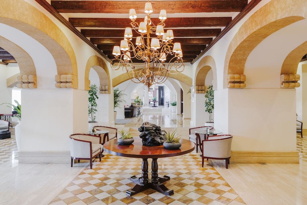 The Arkin Colony Hotel 2