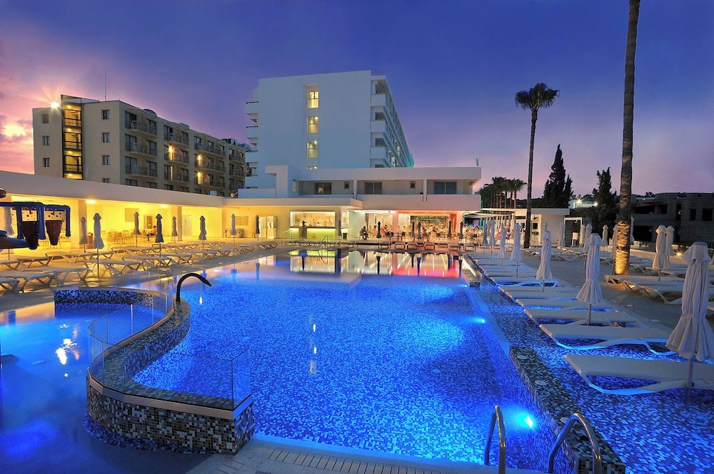 Nelia Beach Hotel & Spa 4 estrellas en Ayia Napa