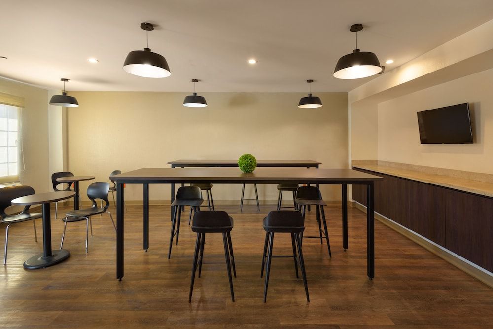 Extended Suites Tijuana Macroplaza 2