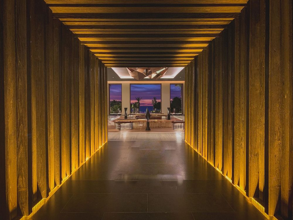 Conrad Punta De Mita 2