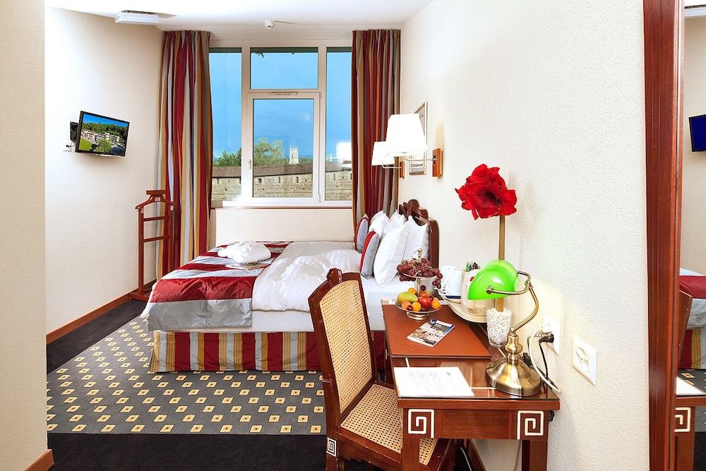  Mercure Fribourg Centre Remparts  2