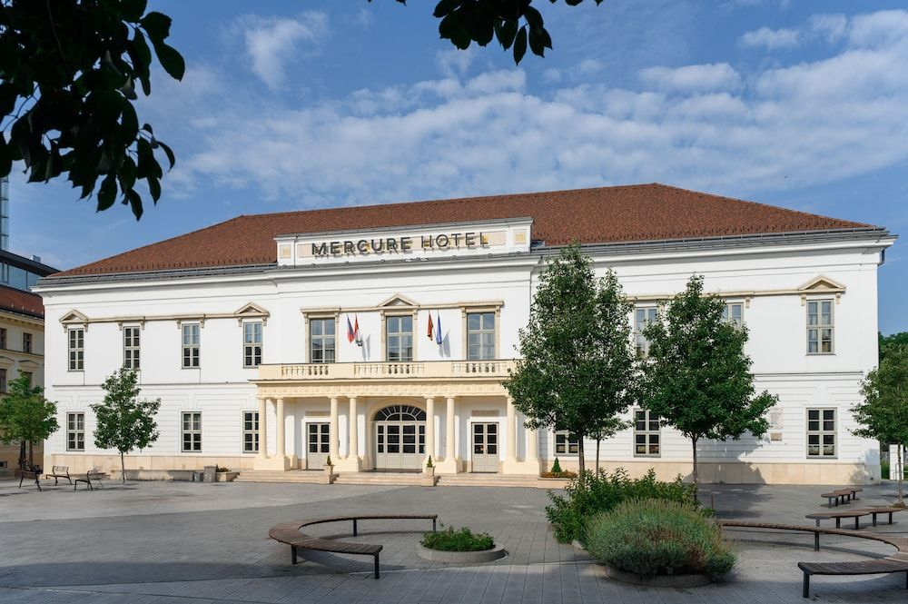 Mercure Szekesfehervar Magyar Kiraly 4 estrelas em Székesfehérvár