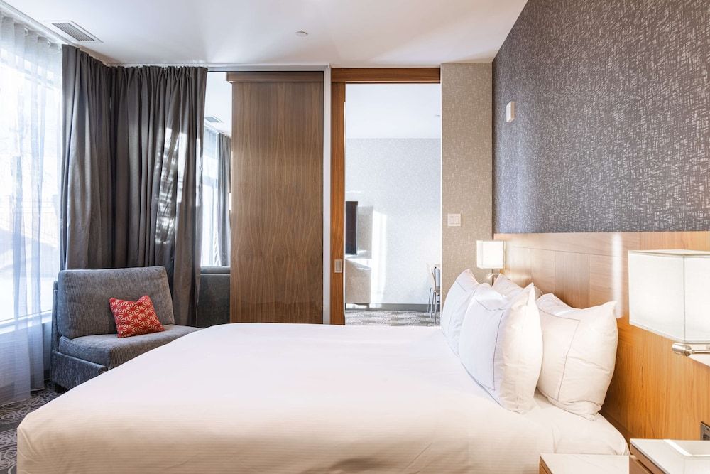 Hilton Montreal Laval 3
