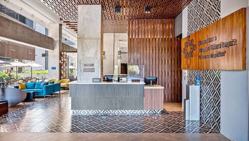 Hampton Inn By Hilton Nuevo Vallarta 2