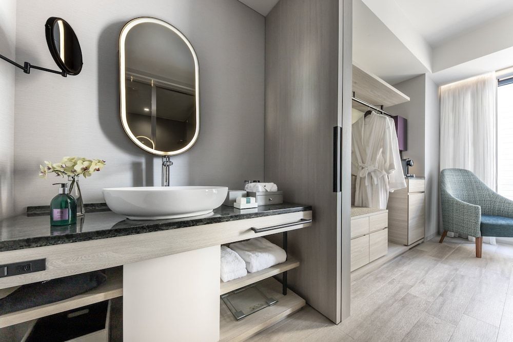 Centara Grand Hotel Osaka 3