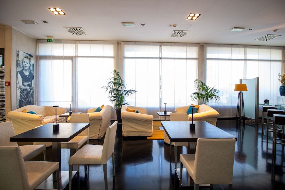 Hotel Cavour Novara 3