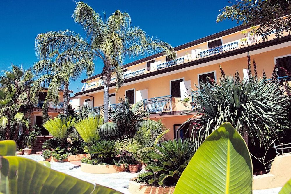 Residence Esmeraldo 3 estrelas em Ricadi