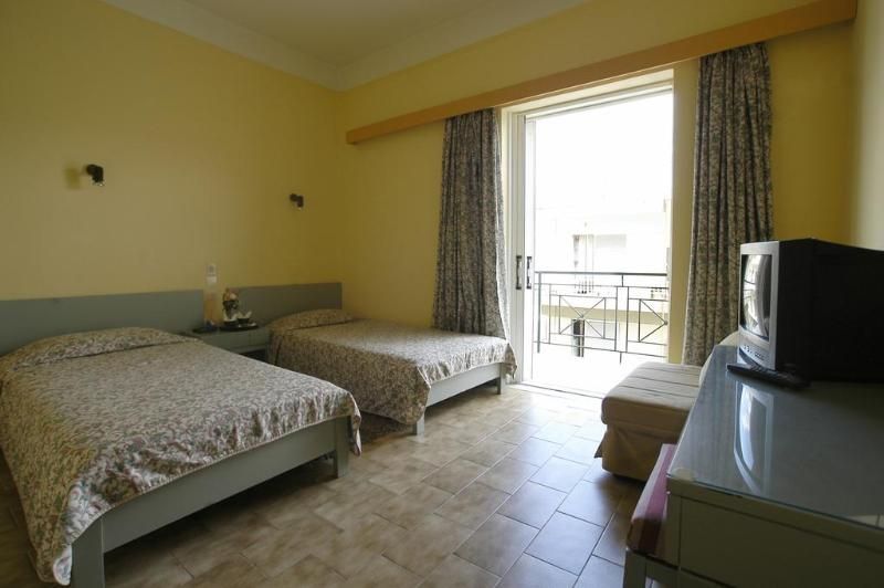 Ilis 3 estrelas em Olympia