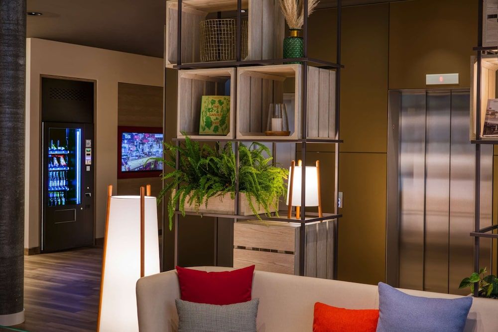 IntercityHotel Zuerich Airport 2