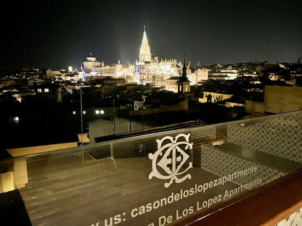 Casón De Los López Apartments 1
