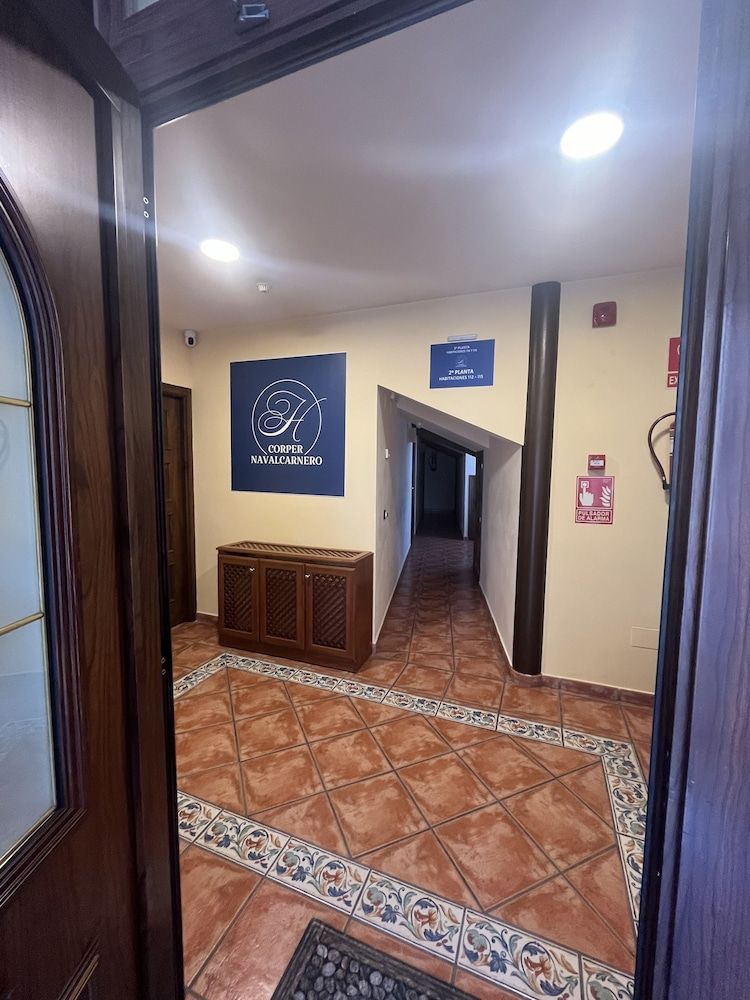 HOSTAL CORPER NAVALCARNERO 3